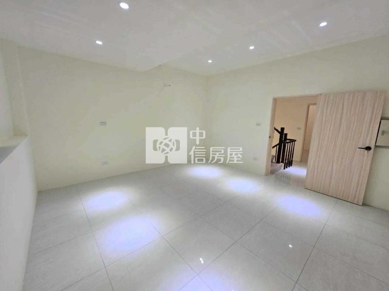 龍潭國中全新整理5房+雙車位透天