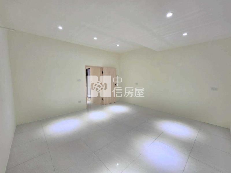 龍潭國中全新整理5房+雙車位透天房屋室內格局與周邊環境