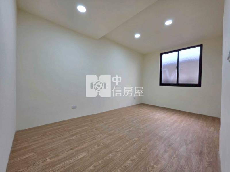 專任-平鎮獅子林整新透天房屋室內格局與周邊環境