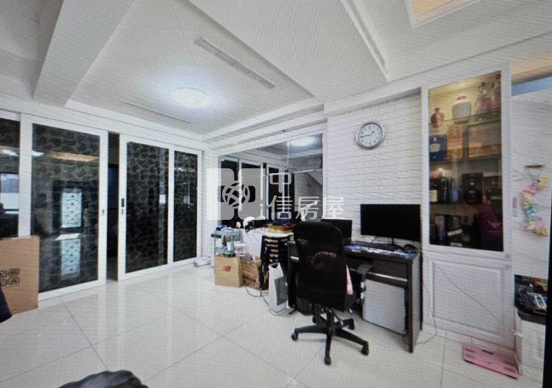 過嶺大清璽福三車豪墅房屋室內格局與周邊環境