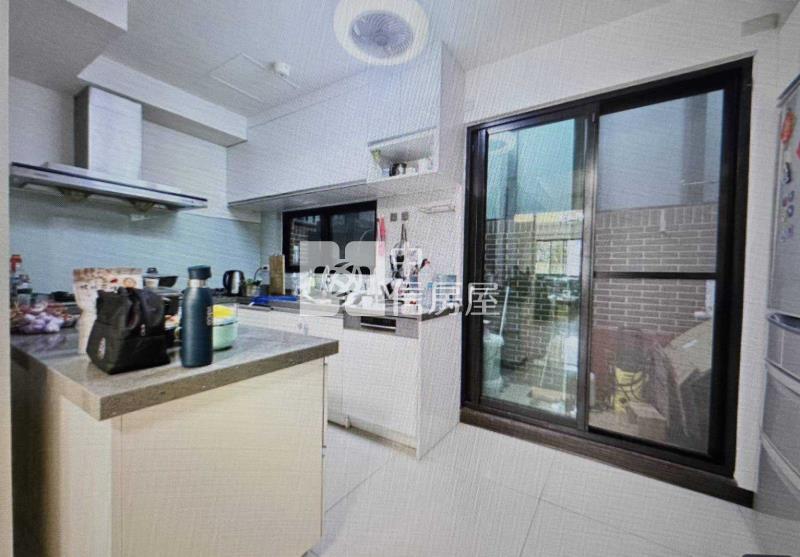 過嶺大清璽福三車豪墅房屋室內格局與周邊環境