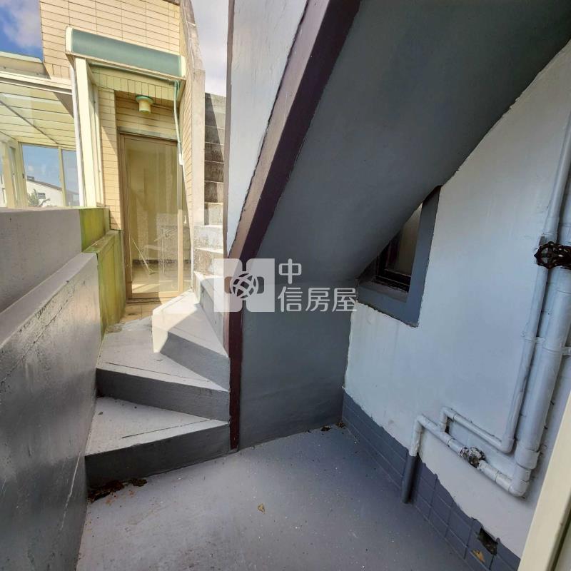 楊梅陽光山林前庭後院美墅房屋室內格局與周邊環境