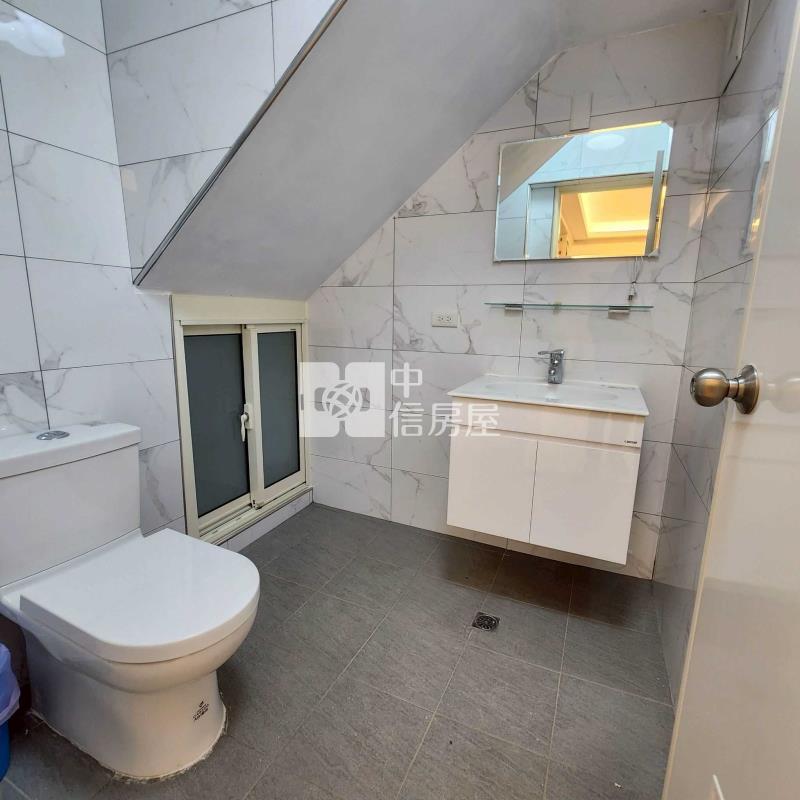 楊梅陽光山林前庭後院美墅房屋室內格局與周邊環境