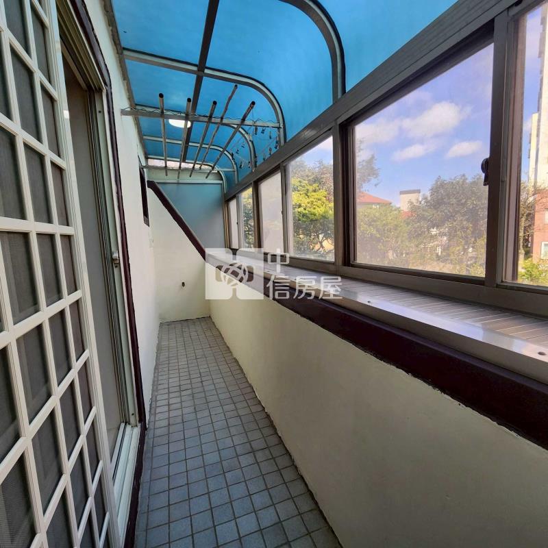 楊梅陽光山林前庭後院美墅房屋室內格局與周邊環境