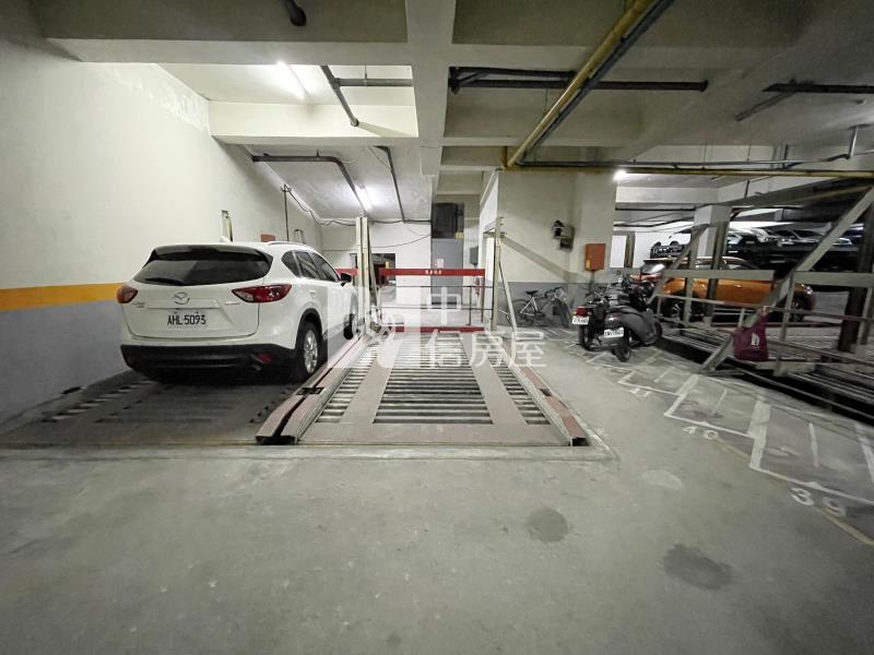 京華富第三房車位房屋室內格局與周邊環境