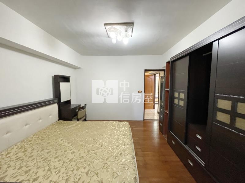 京華富第三房車位房屋室內格局與周邊環境