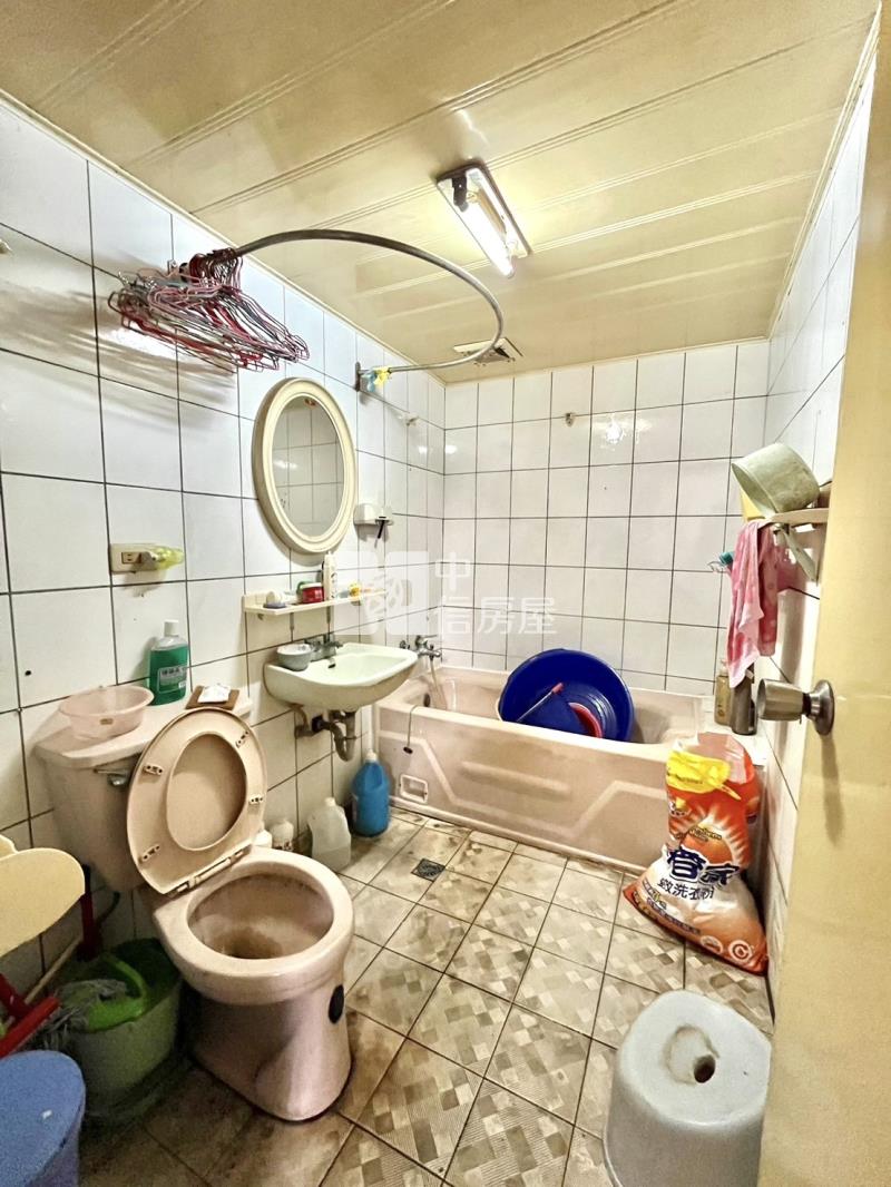 南區工學商圈低總價大三房房屋室內格局與周邊環境