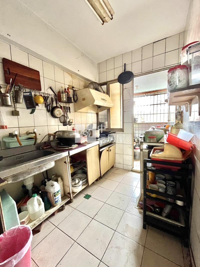 南區工學商圈低總價大三房房屋室內格局與周邊環境