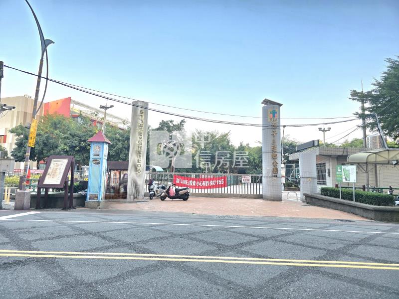 潭子勝利商圈全新電墅房屋室內格局與周邊環境