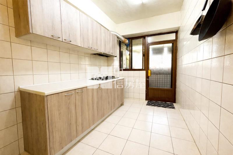 文華高中捷運站6+7樓三房平車房屋室內格局與周邊環境