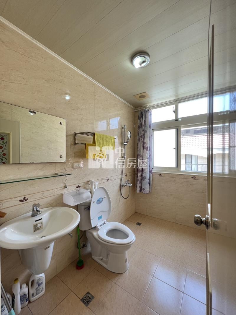 太平長億商圈角間臨路別墅房屋室內格局與周邊環境