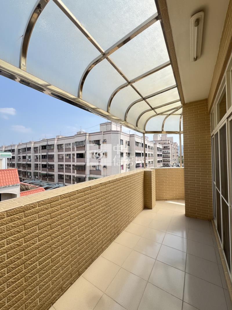 太平長億商圈角間臨路別墅房屋室內格局與周邊環境