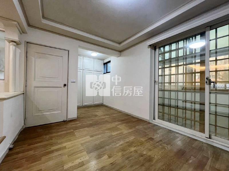 楊梅交流道庭院透天房屋室內格局與周邊環境