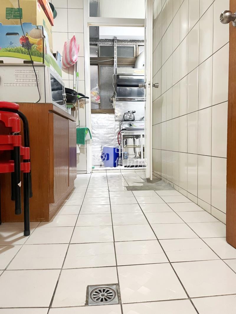 【新世紀】草漯國小華厦3房房屋室內格局與周邊環境