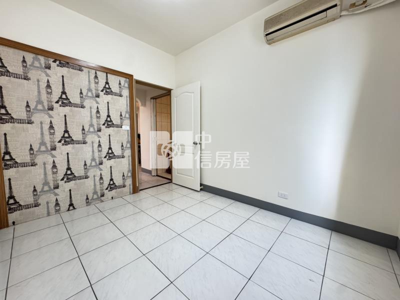 中壢交流道.文化國小旁邊間採光美三房房屋室內格局與周邊環境