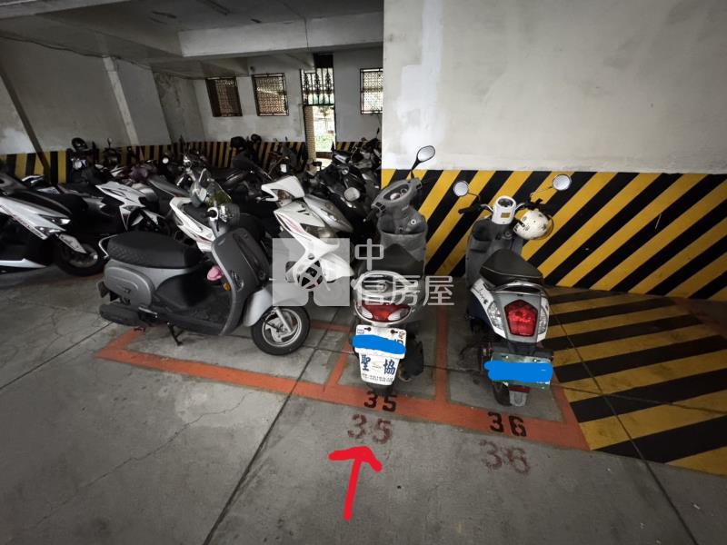 中壢交流道.文化國小旁邊間採光美三房房屋室內格局與周邊環境