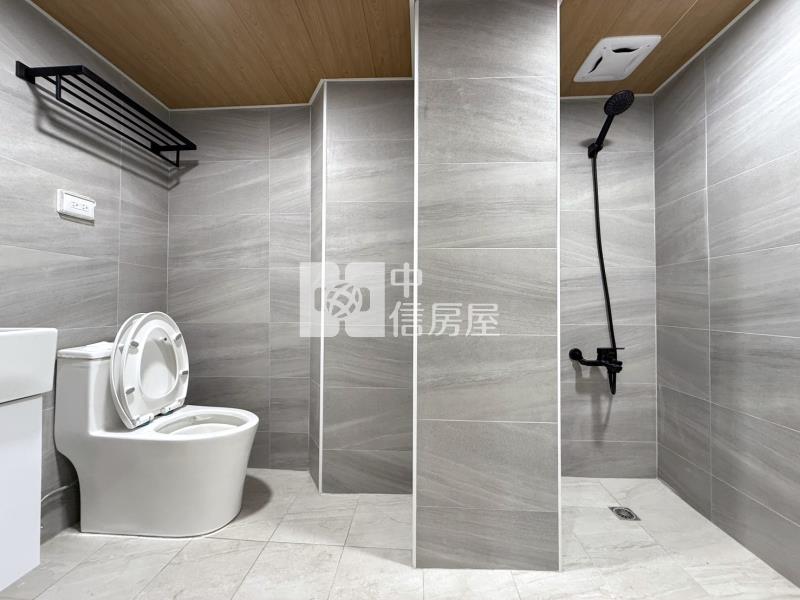 歸仁圓環溫馨三房+車位房屋室內格局與周邊環境