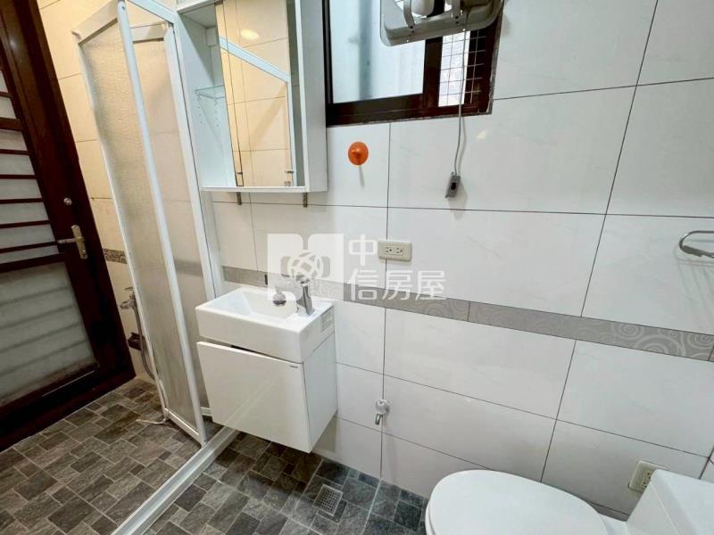 楊梅近交流道收租7套房透天房屋室內格局與周邊環境