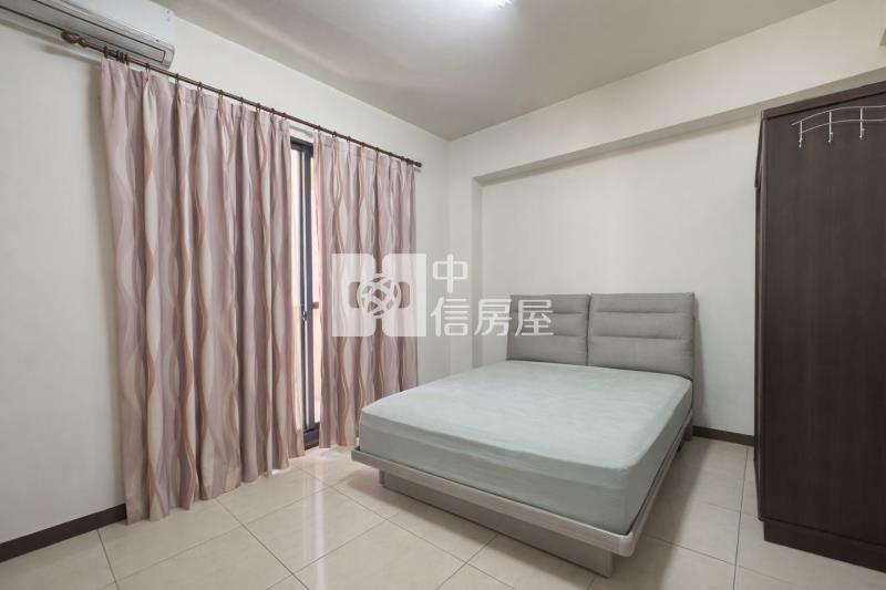 東區新天地大面寬透店房屋室內格局與周邊環境