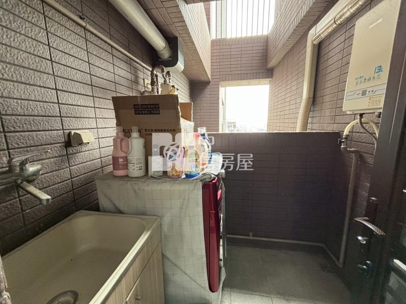 (東方紐約)綠園道旁~東方紐約三房平車高樓視野戶房屋室內格局與周邊環境