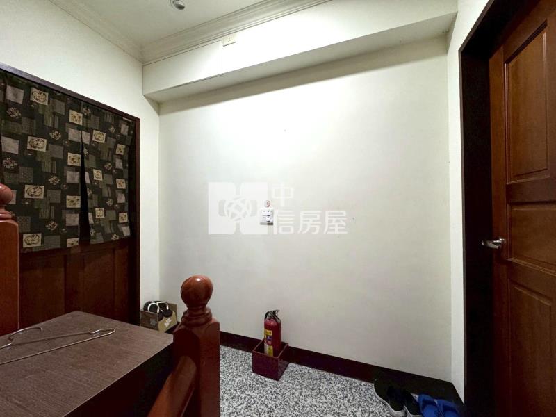 楊梅交流道收租7套房房屋室內格局與周邊環境