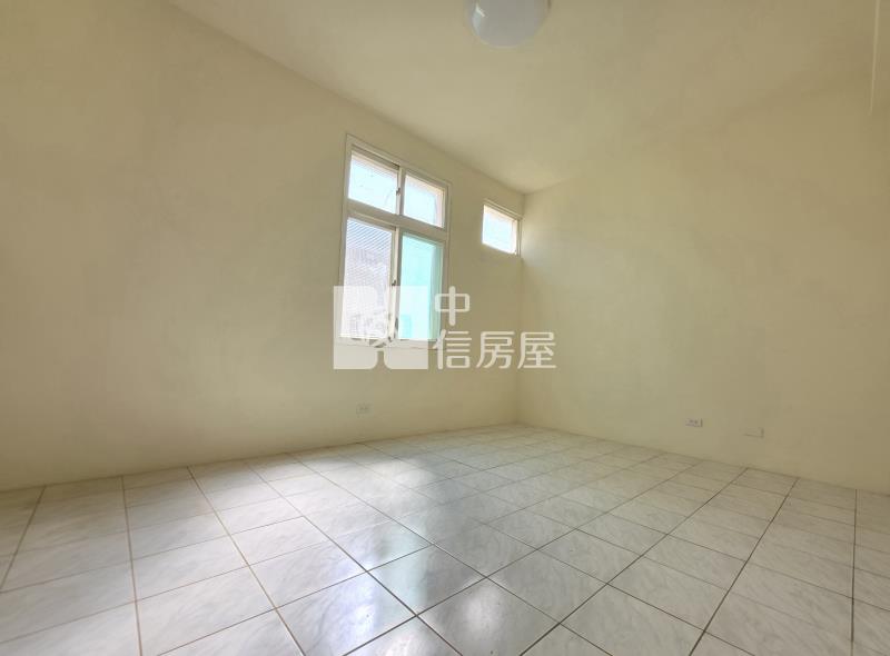 文英街優質美透天房屋室內格局與周邊環境