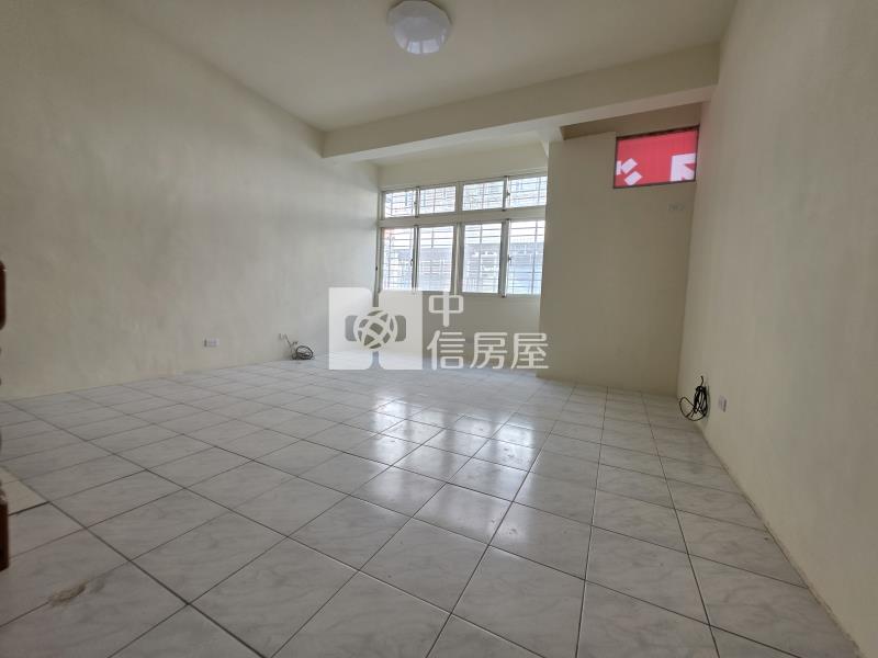 文英街優質美透天房屋室內格局與周邊環境