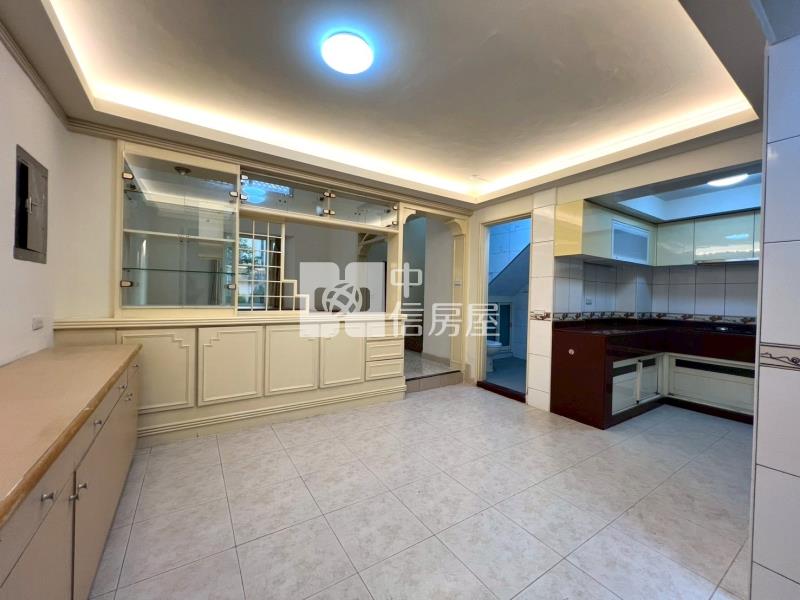 陽光山林庭院別墅房屋室內格局與周邊環境