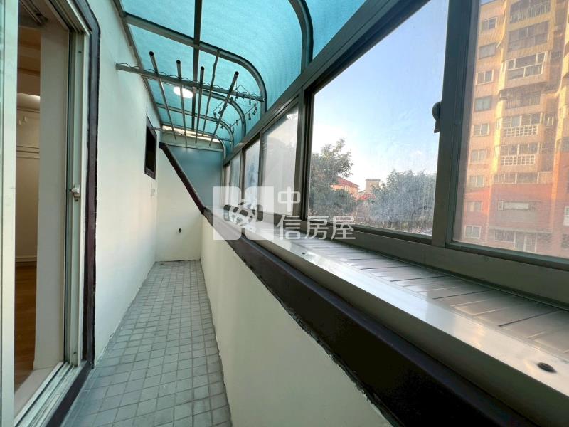 陽光山林庭院別墅房屋室內格局與周邊環境