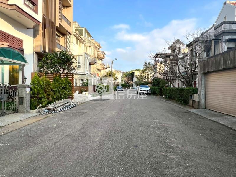 陽光山林庭院別墅房屋室內格局與周邊環境