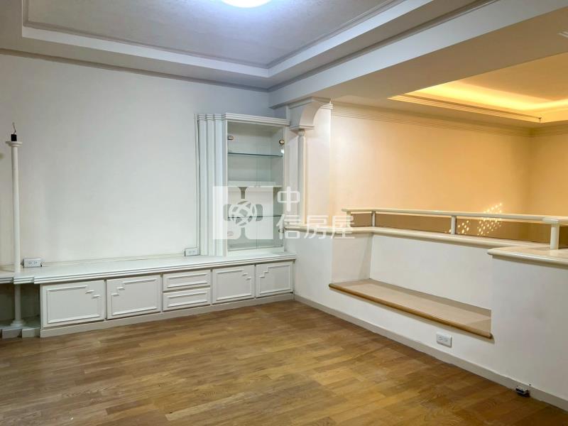 陽光山林庭院別墅房屋室內格局與周邊環境