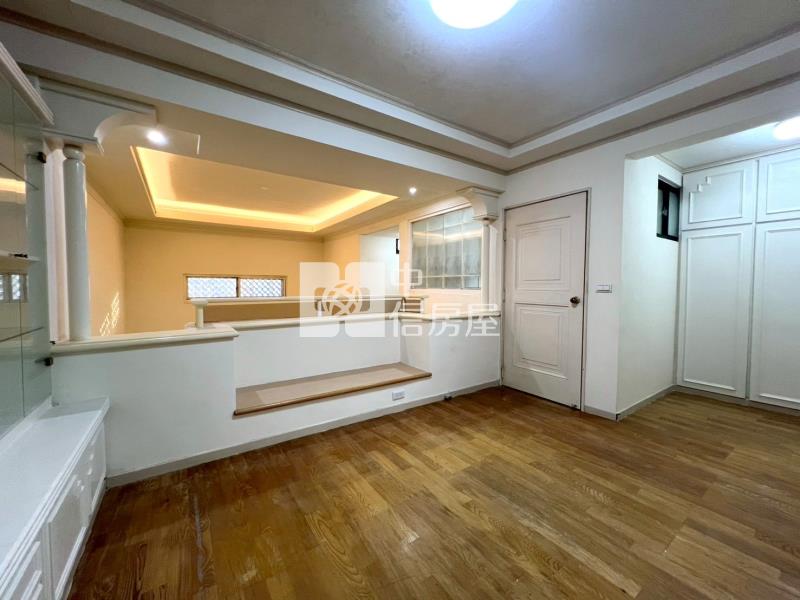 陽光山林庭院別墅房屋室內格局與周邊環境