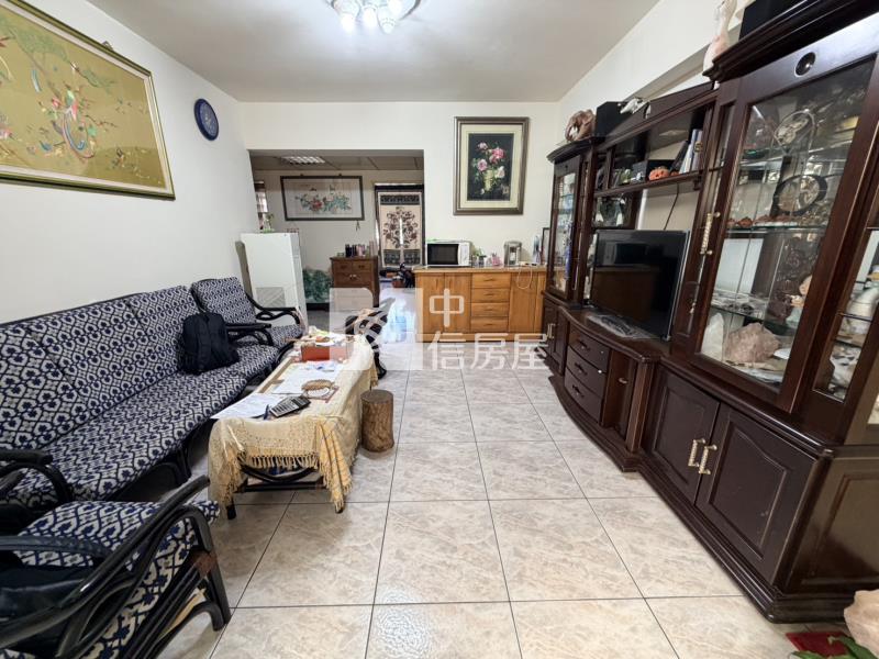 近八德置地廣場.大湳交流道低總價三房房屋室內格局與周邊環境