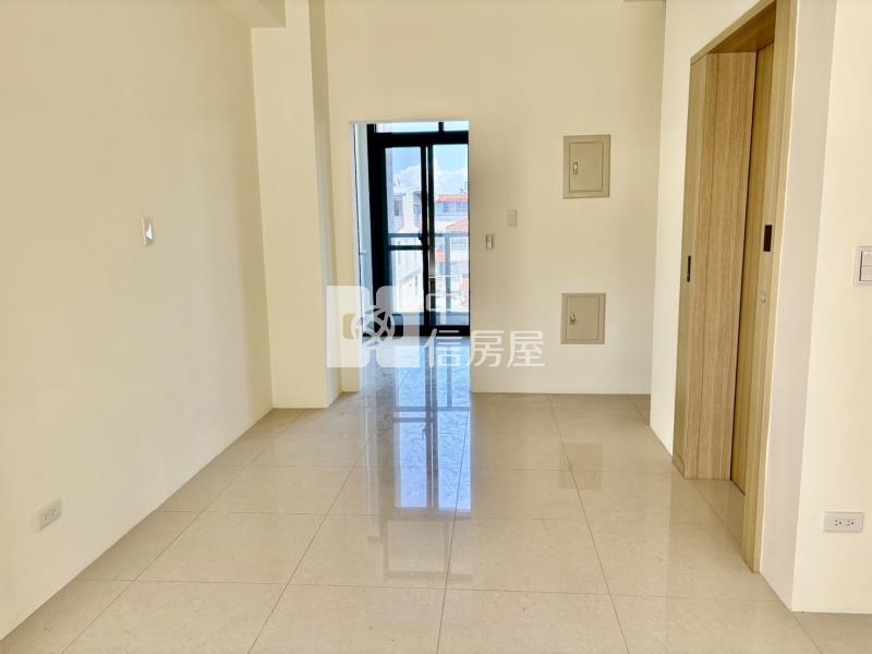 近南崗工業區全新電梯住店房屋室內格局與周邊環境