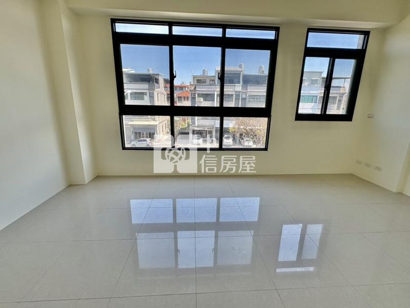 近南崗工業區全新電梯住店房屋室內格局與周邊環境