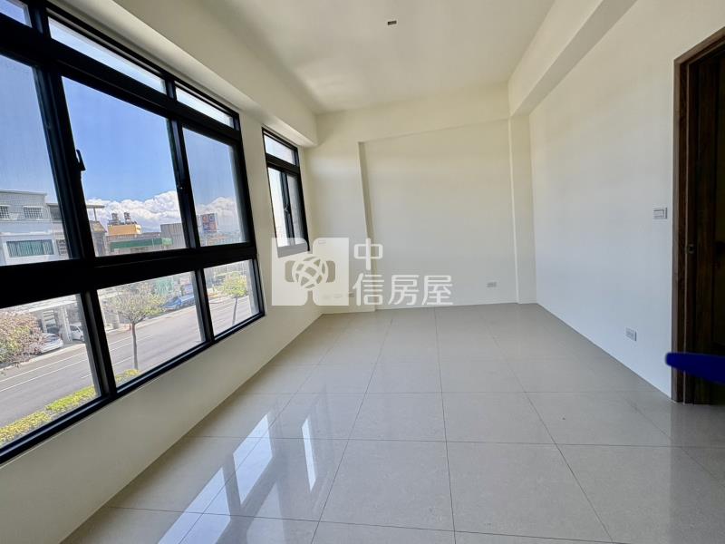 近南崗工業區全新電梯住店房屋室內格局與周邊環境