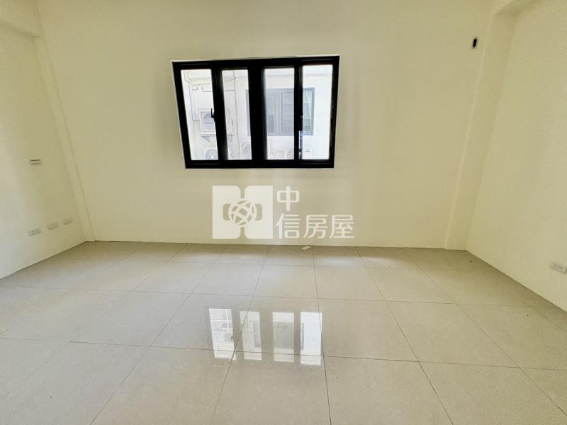 近南崗工業區全新電梯住店房屋室內格局與周邊環境