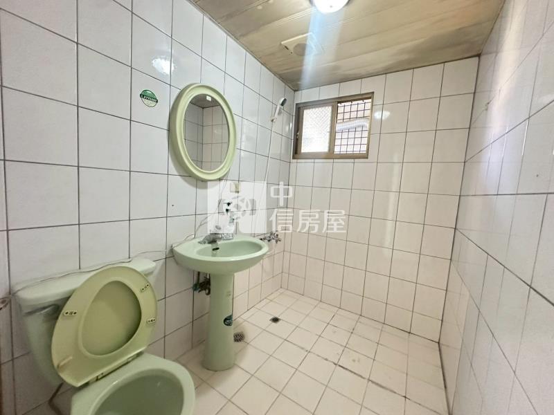 大業國中美3房房屋室內格局與周邊環境