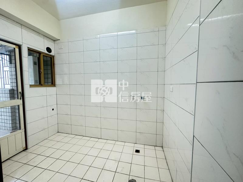 大業國中美3房房屋室內格局與周邊環境