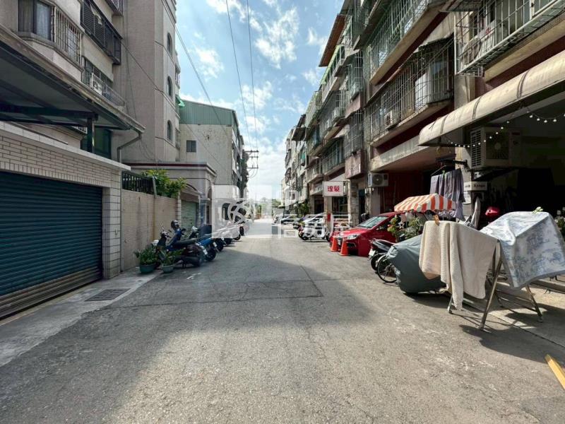 捷運前鎮高中站5樓美寓房屋室內格局與周邊環境