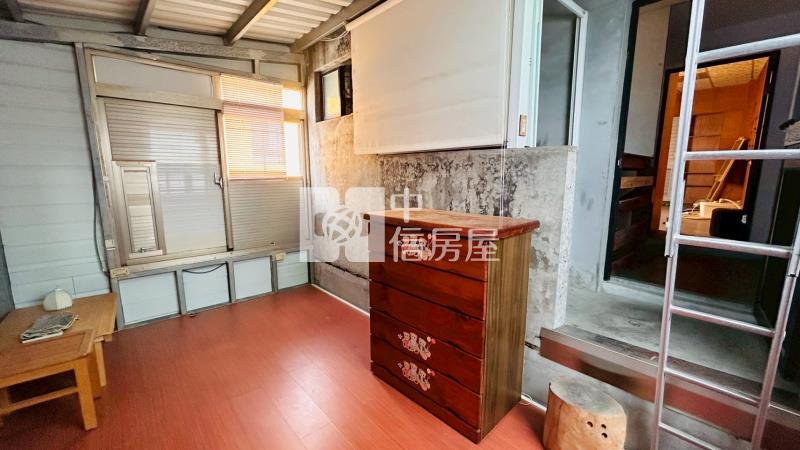 B1-69學區三角窗店住房屋室內格局與周邊環境