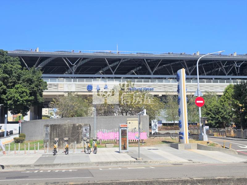 台中車站旁大面寬透天房屋室內格局與周邊環境