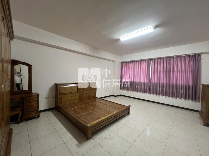 新市大營臨省道超大電梯店面房屋室內格局與周邊環境