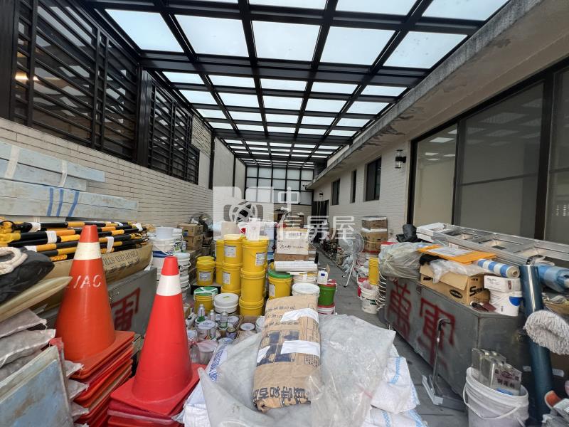 新市大營臨省道超大電梯店面房屋室內格局與周邊環境