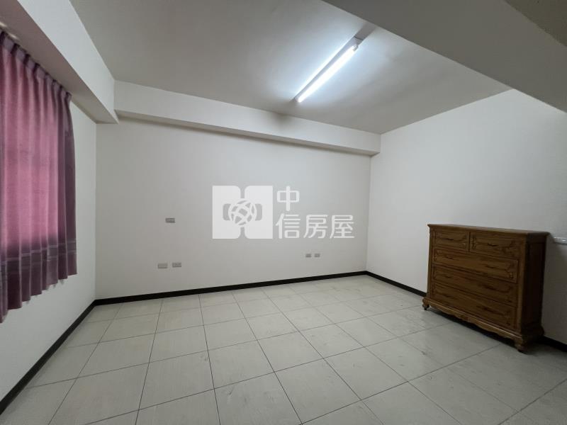 新市大營臨省道超大電梯店面房屋室內格局與周邊環境