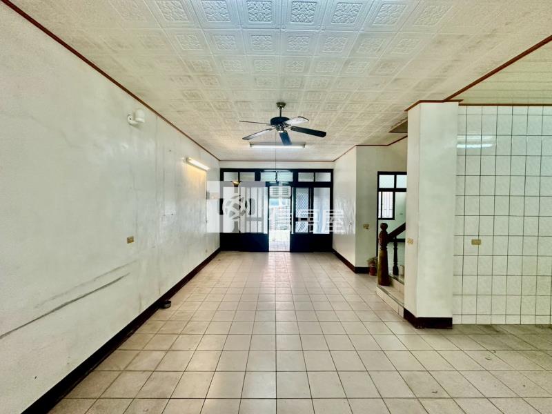 專任-苗栗市華清透天房屋室內格局與周邊環境