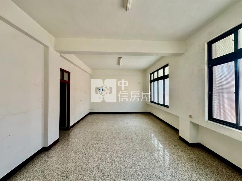 專任-苗栗市華清透天房屋室內格局與周邊環境