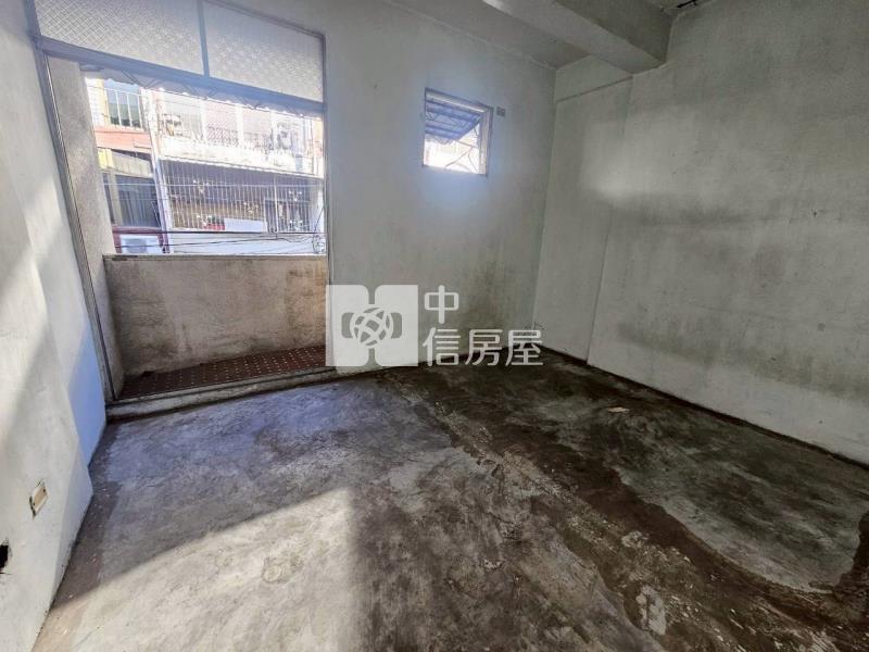 永康五王國小旁南工RC待整修透天房屋室內格局與周邊環境