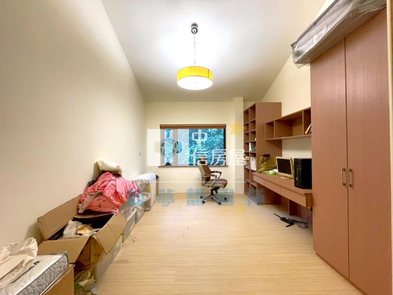 【新夢想】新竹橫山合法農莊別墅｜1000坪大地坪｜池 塘景觀｜日式設計夢想宅房屋室內格局與周邊環境