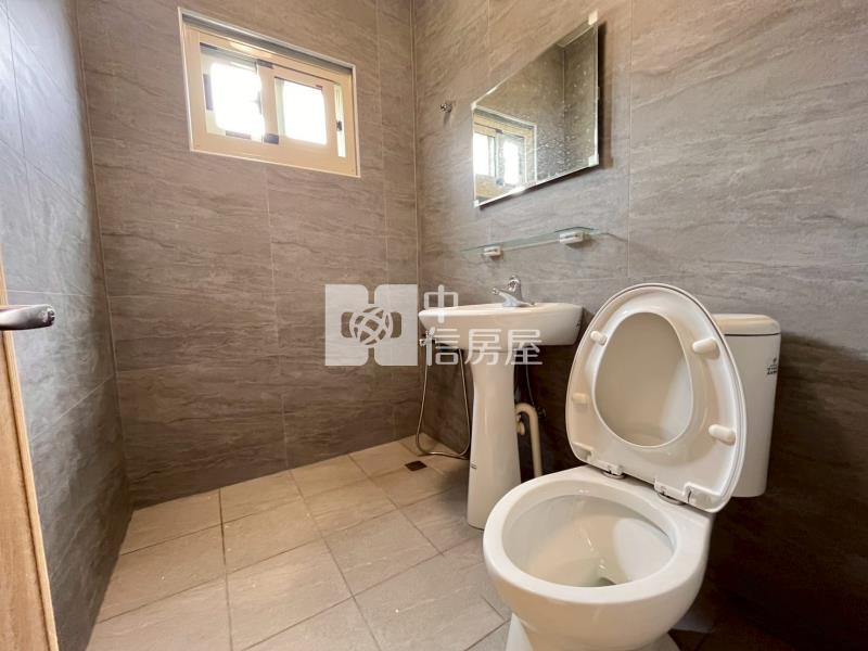 斗六柚子公園旁透天房屋室內格局與周邊環境